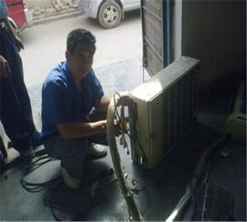 花园小区家庭搬家全攻略 专业搬家、空调移机与保洁服务一站式解决方案